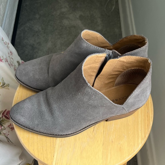 Lucky brand booties - gray - Picture 6 of 8